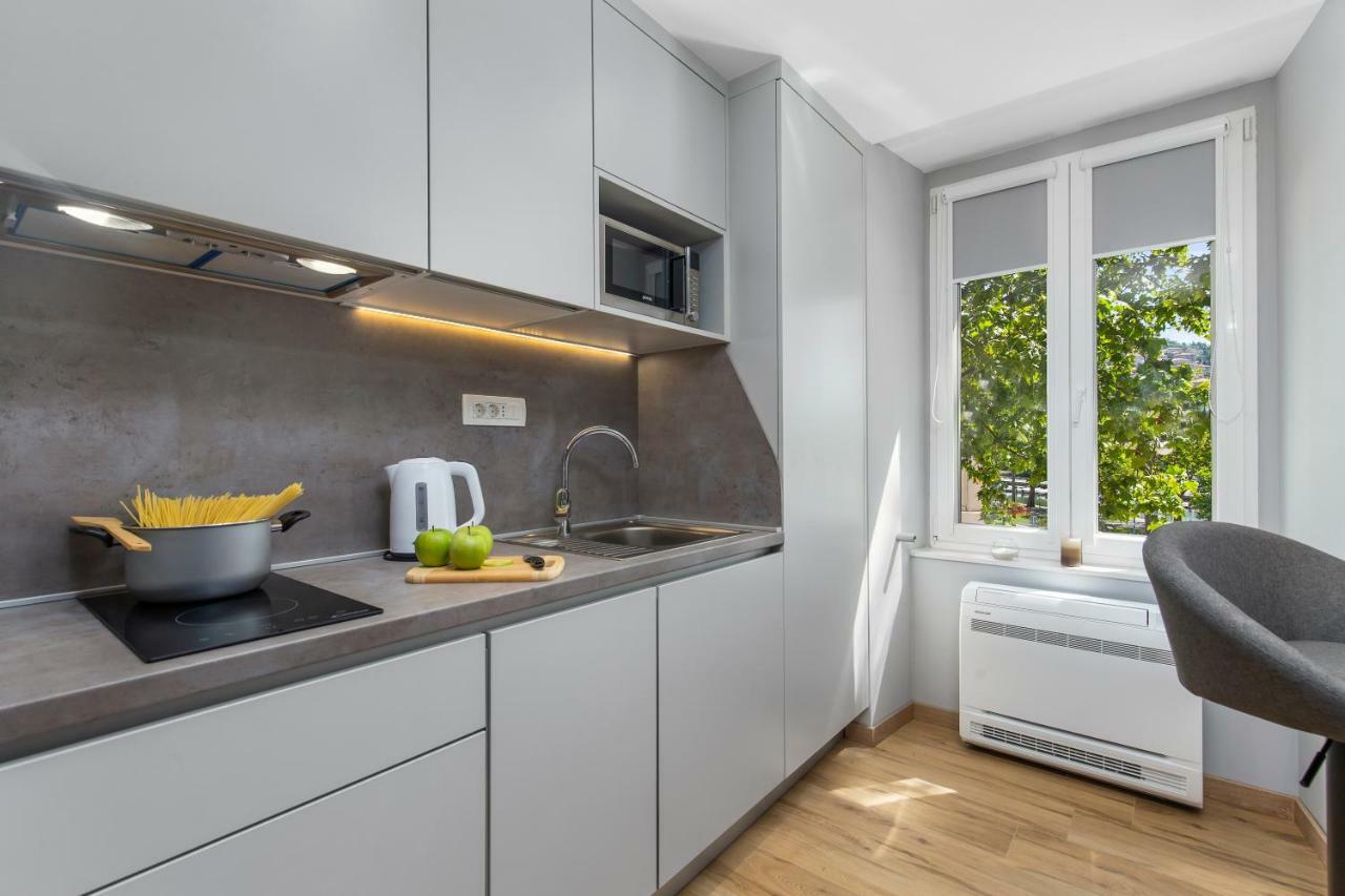 Incenter Apartments Рієка Екстер'єр фото